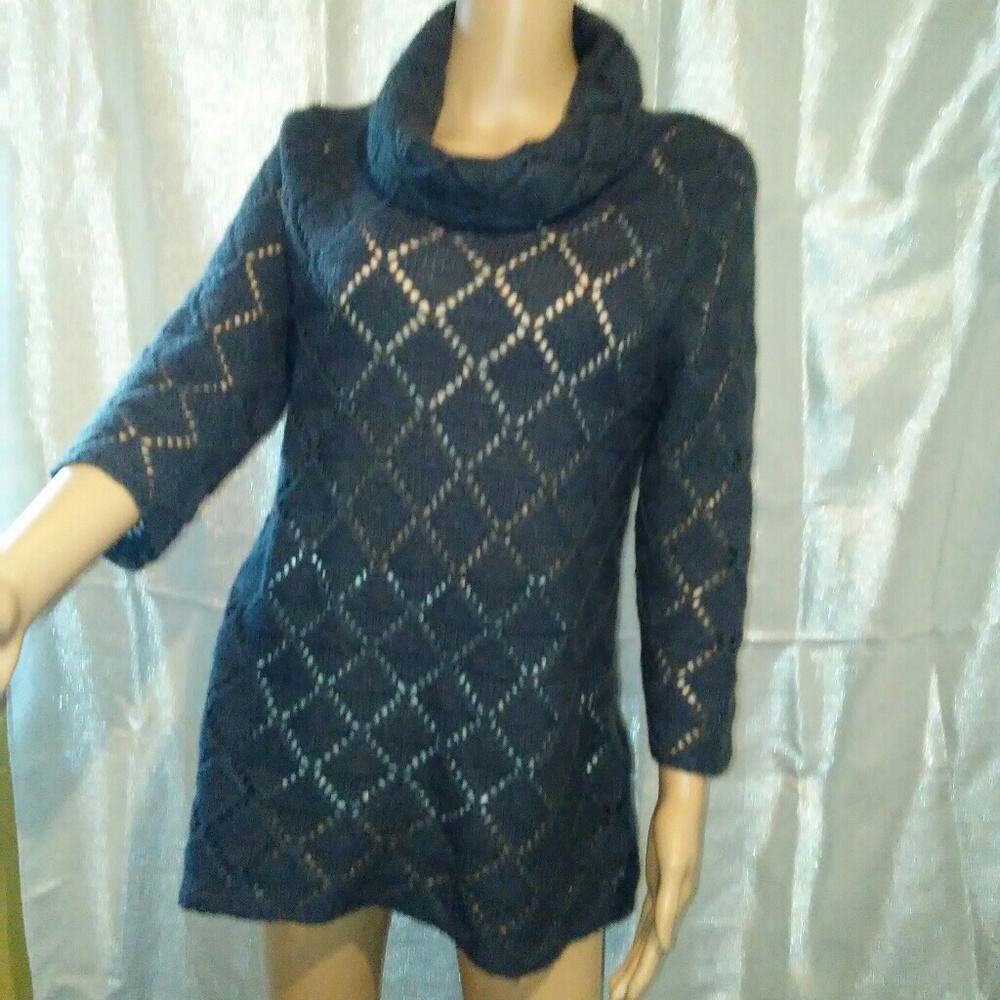 Old Navy sweater
